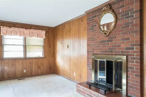 107 E Maynard Ave, Durham, NC 27704 photo 6