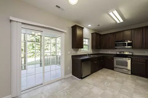 3125 Genlee Dr, Durham, NC 27704 photo 2