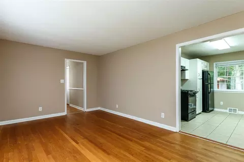 119 Bradley Cir, Durham, NC 27713 photo 6