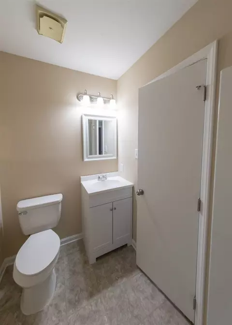 6235 Waterside Ln, Raleigh, NC 27613 photo 10