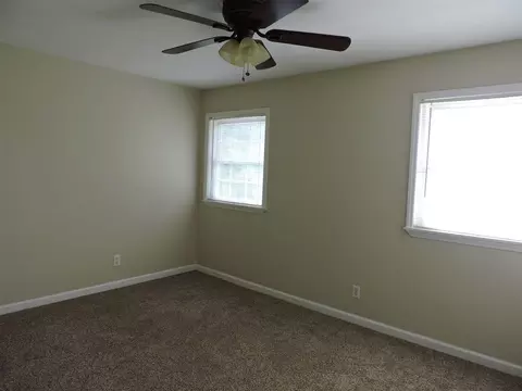23 Plummer Pl, Durham, NC 27703 photo 6