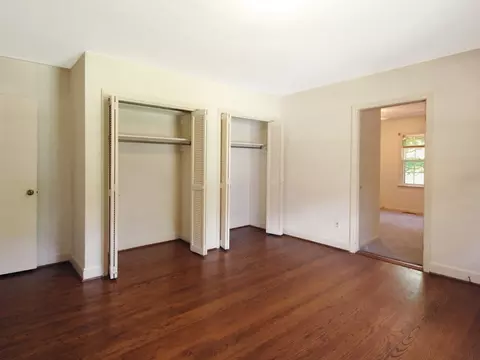 910 S Crescent Dr, Smithfield, NC 27577 photo 6