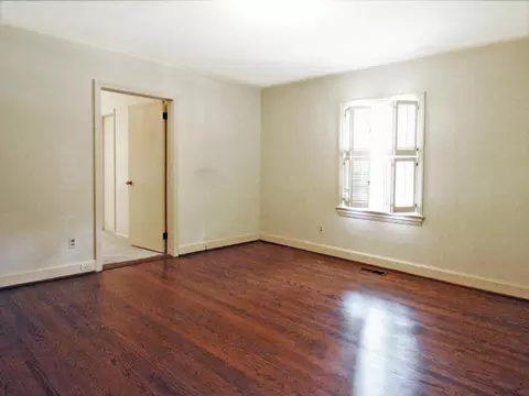 910 S Crescent Dr, Smithfield, NC 27577 photo 7