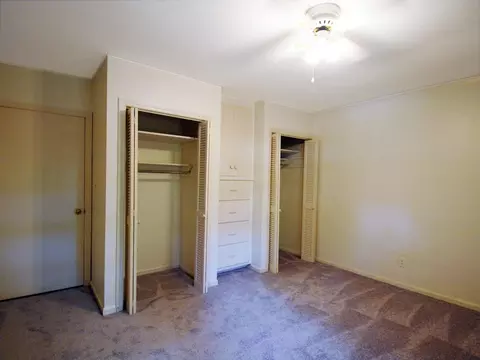 910 S Crescent Dr, Smithfield, NC 27577 photo 9