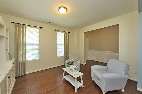 400 Glenview Ln, Durham, NC 27703 photo 5