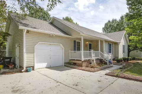 60 Honeycutt Rd, Willow Spring, NC 27592 photo 2