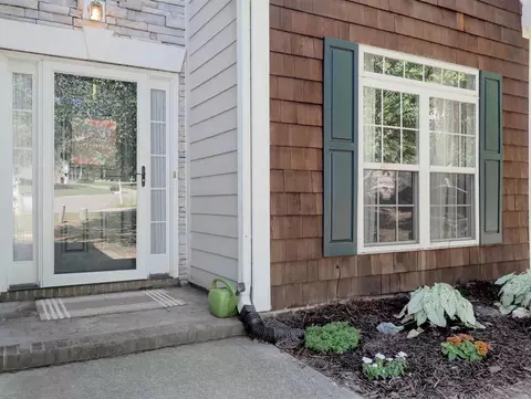 6 Spring Glen Ct, Durham, NC 27703 photo 2