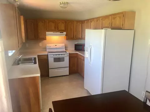 85 River Run Ct, Erwin, NC 28339 photo 9