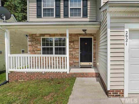 2921 Forrestal Dr, Durham, NC 27703 photo 2