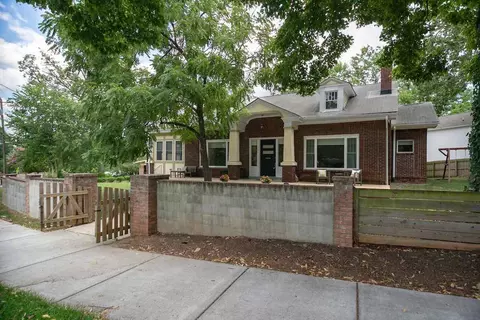 102 E Markham Ave, Durham, NC 27701 photo 2