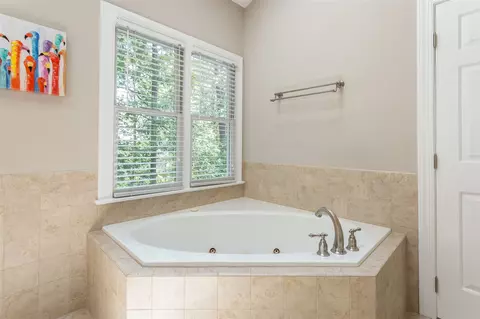 100 Crosswind Dr, Cary, NC 27513 photo 22