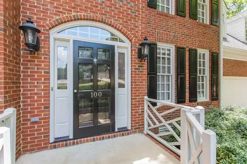 100 Crosswind Dr, Cary, NC 27513 photo 4