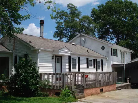 403 N 9th St, Erwin, NC 28339 photo 3
