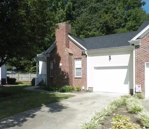 416 Grand Pointe Dr, Garner, NC 27529 photo 2