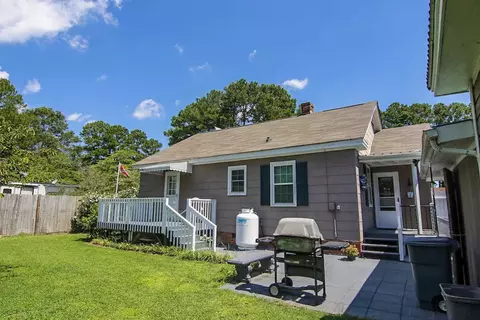 208 E Caroline Ave, Smithfield, NC 27577 photo 25