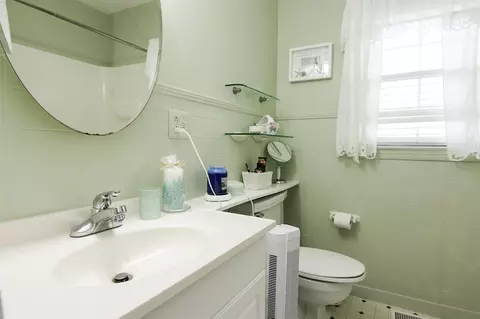 208 E Caroline Ave, Smithfield, NC 27577 photo 17