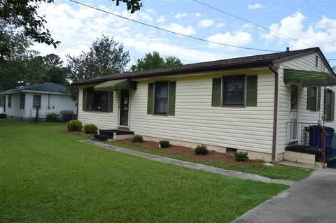 206 Pace St, Smithfield, NC 27577 photo 2