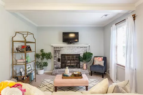 337 E Millbrook Rd, Raleigh, NC 27609 photo 18