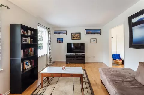337 E Millbrook Rd, Raleigh, NC 27609 photo 9