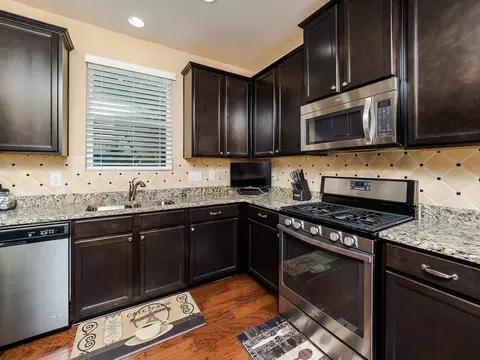 112 Glenview Ln, Durham, NC 27703 photo 9
