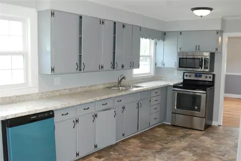 502 E J St, Erwin, NC 28339 photo 17