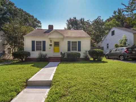 518 Spruce St, Durham, NC 27703 photo 3