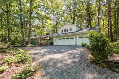 1215 Welcome Cir, Durham, NC 27705 photo 2