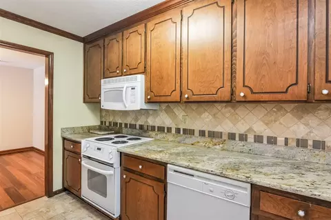 151 Clancy Cir, Cary, NC 27511 photo 12