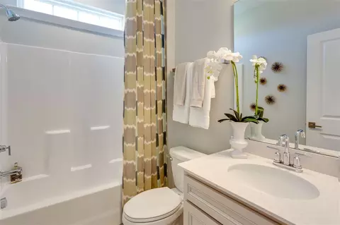 1011 Farm Leaf Dr, Durham, NC 27703 photo 5