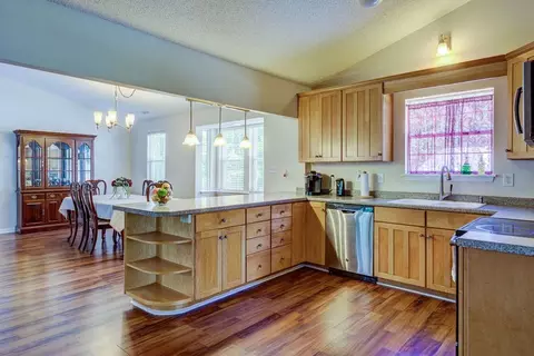 704 Sybil Dr, Durham, NC 27703 photo 9