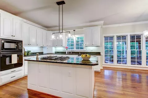 109 Turquoise Creek Dr, Cary, NC 27513 photo 8