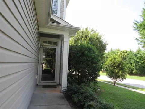 140 Bellfare Dr, Garner, NC 27529 photo 3
