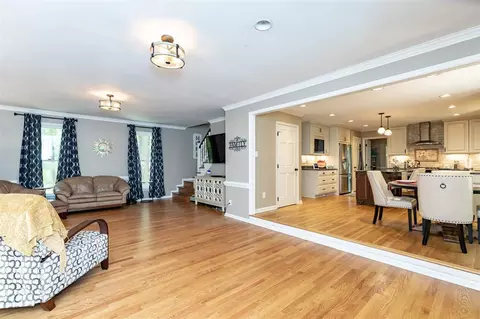 112 Cunningham Ct, Cary, NC 27511 photo 7