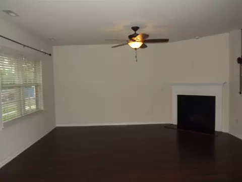 4113 Overcup Oak Ln, Cary, NC 27519 photo 2