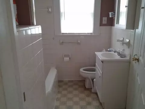 913 E Main St, Haw River, NC 27258 photo 7