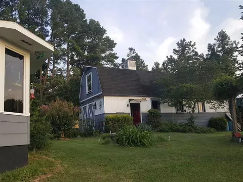 515 W J St, Erwin, NC 28339 photo 6