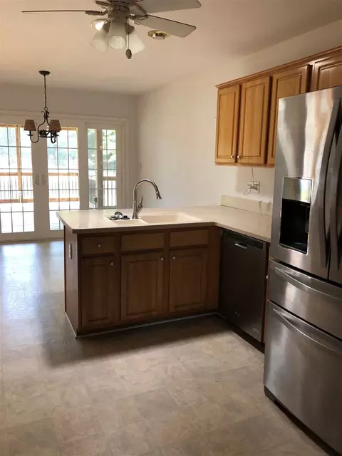 104 Cobblestone Ct, Smithfield, NC 27577 photo 8