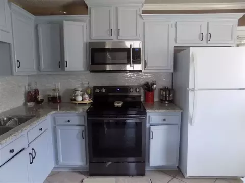 3307 Dearborn Dr, Durham, NC 27704 photo 8