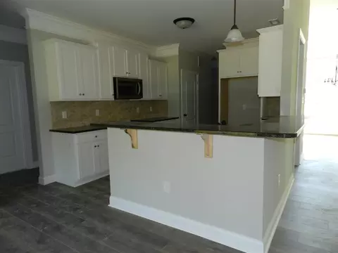86 Flora Dr, Benson, NC 27504 photo 4