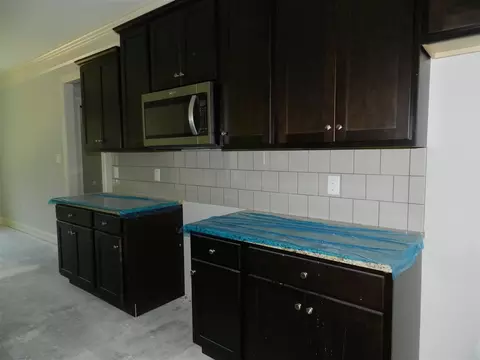 126 Flora Dr, Benson, NC 27504 photo 6