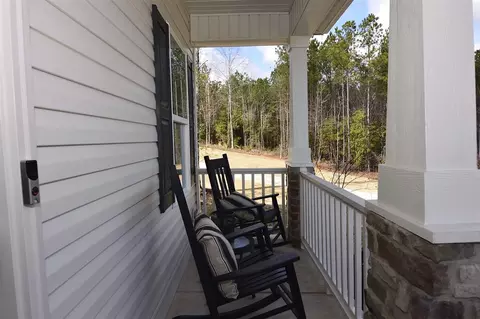 147 Flora Dr, Benson, NC 27504 photo 3