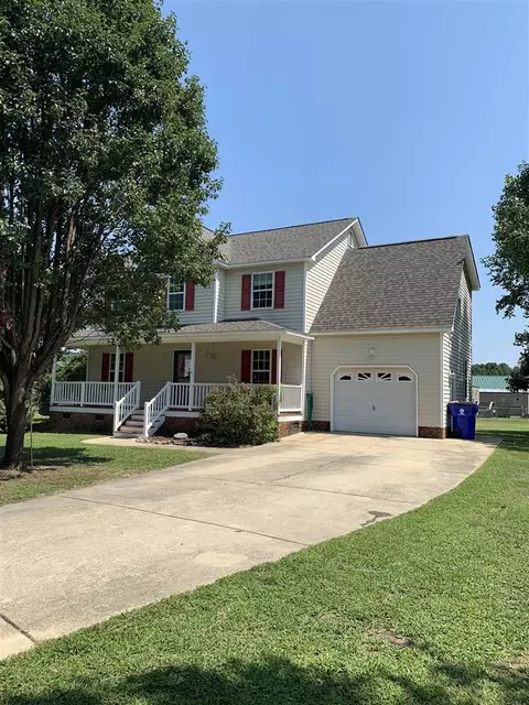 9 Virginia Ave, Benson, NC 27504 photo 3