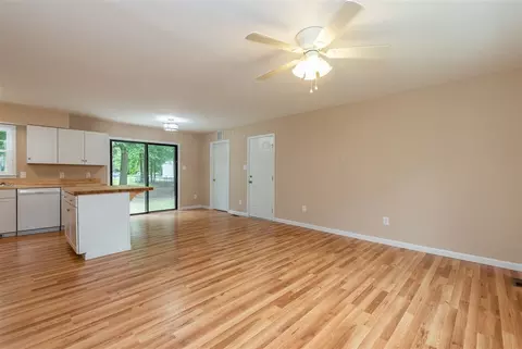 406 Barbour, Smithfield, NC 27577 photo 6