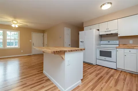 406 Barbour, Smithfield, NC 27577 photo 11