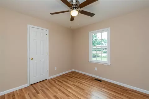 406 Barbour, Smithfield, NC 27577 photo 16