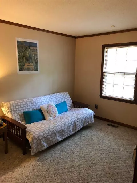 102 Halstead Cir, Garner, NC 27529 photo 7