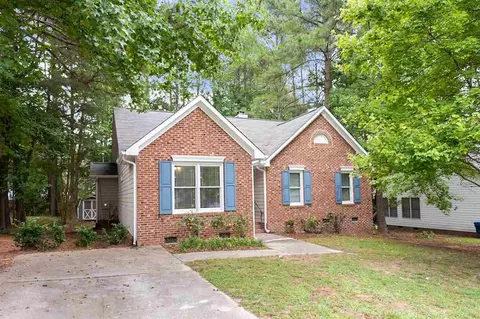 406 Chadbourne Dr, Durham, NC 27703 photo 1