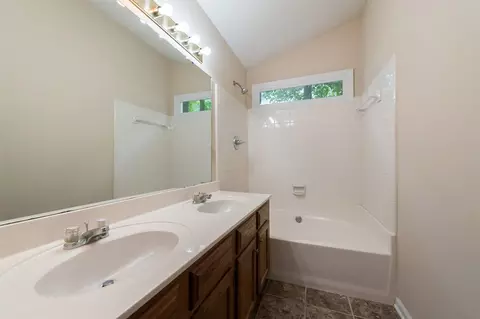 406 Chadbourne Dr, Durham, NC 27703 photo 12