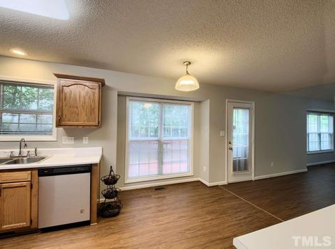 2304 Maplegreen Ln, Apex, NC 27502 photo 9