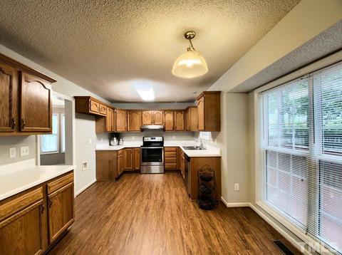 2304 Maplegreen Ln, Apex, NC 27502 photo 8